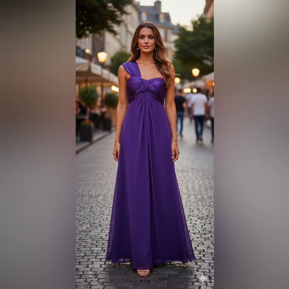 Carmen Marc Valvo evening dress size M